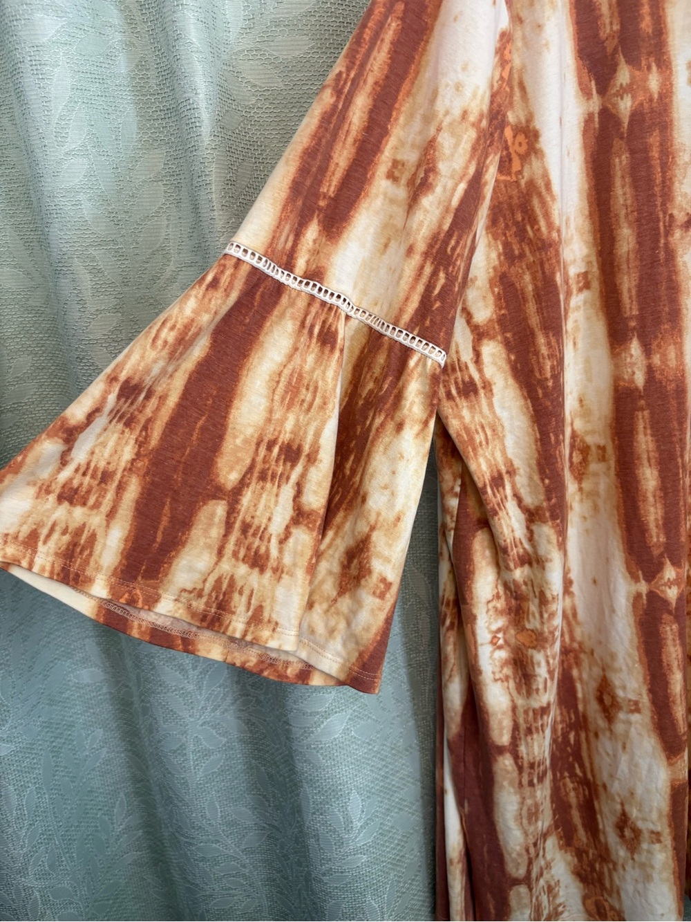 Cato Rust and Cream Tie-Dye Crochet Trim Boho Kimono - Picture 3 of 4